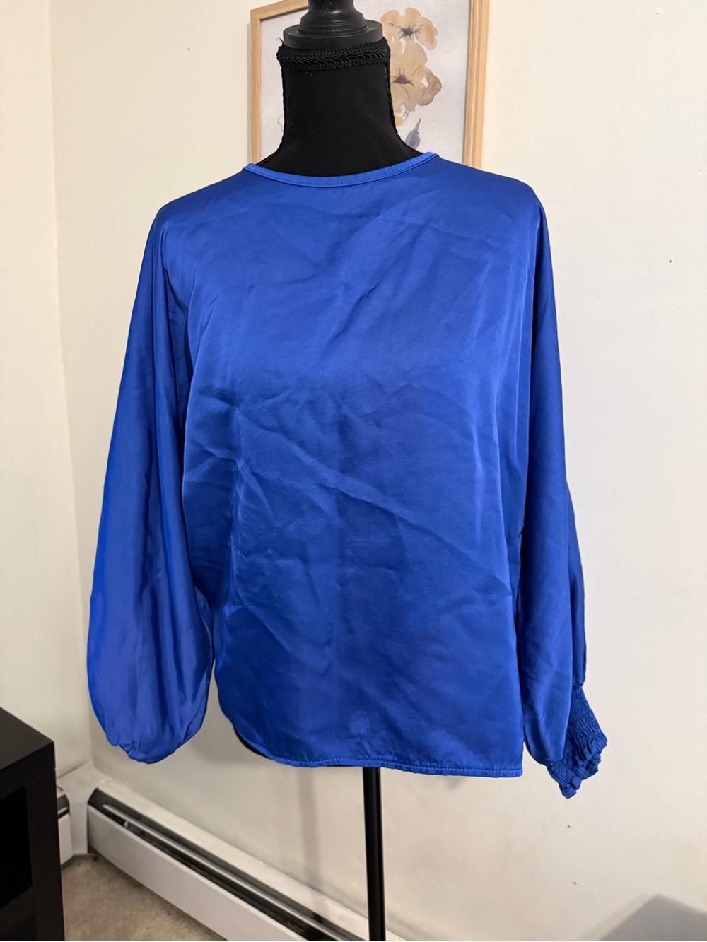 Suzy D London Gabrielle Small Blue Satin Viscose Batwing Blouse Made Italy